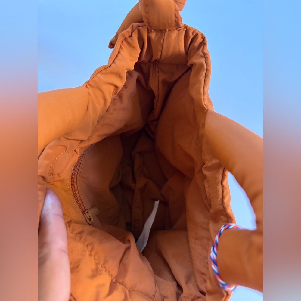 Olend Micro Ona Soft Bag in Oxide - Picture 5 of 6